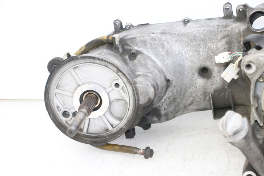 photo de MOTOR YAMAHA YP MAJESTY 125 (2002 - 2006) - Detalhes característicos