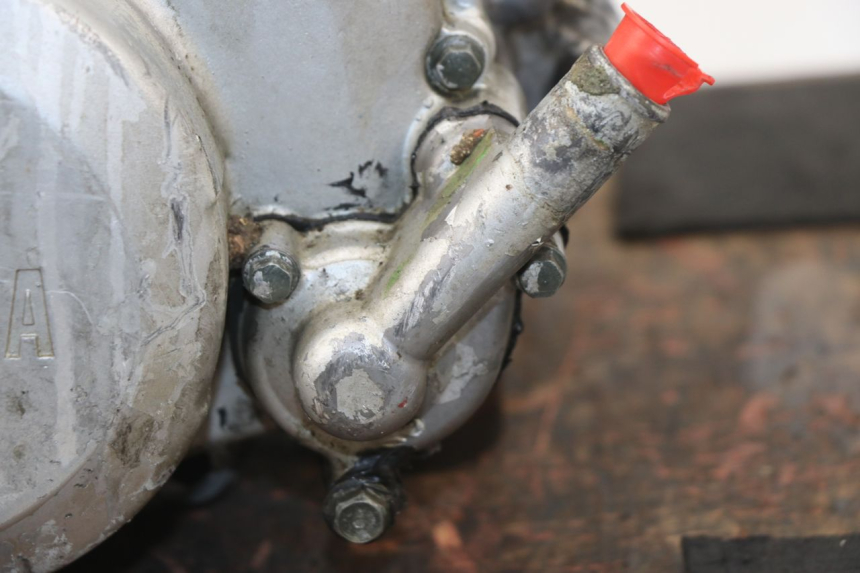 photo de MOTOR YAMAHA YZ 80 (1998 - 2001) - Vista de perto