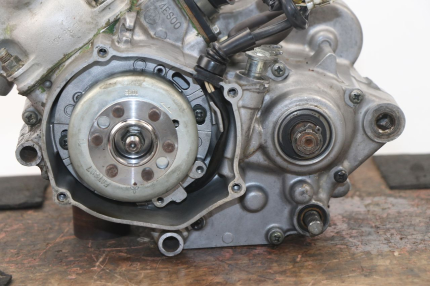 photo de MOTOR YAMAHA YZ 80 (1998 - 2001) - Pontos de fixação
