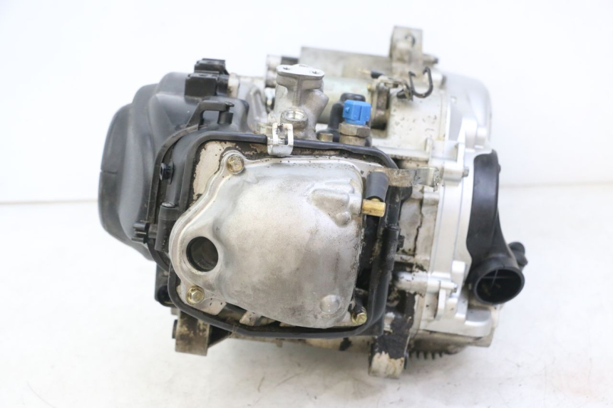 photo de MOTOR PIAGGIO ZIP 4T 50 (2018 - 2020) - Vista de perto