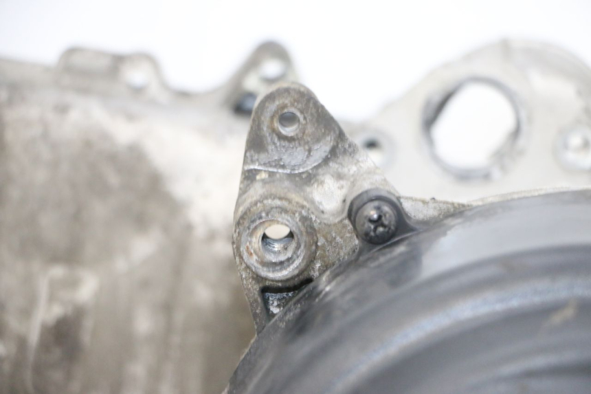 photo de MOTOR PIAGGIO ZIP 4T 50 (2018 - 2020) - Detalhes característicos