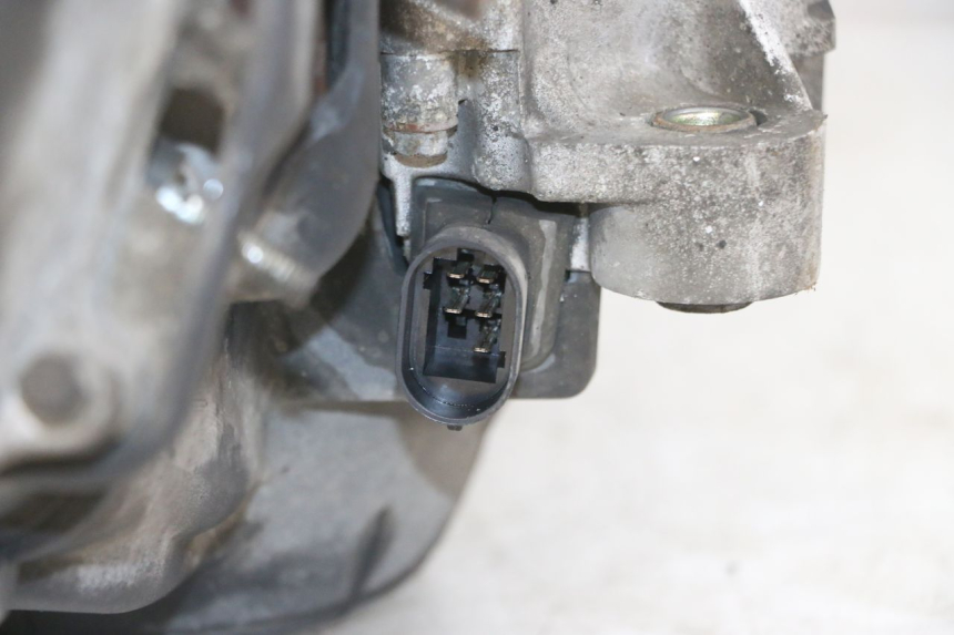 photo de MOTOR PIAGGIO ZIP 4T 50 (2018 - 2020) - Zoom do estado de desgaste