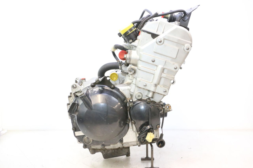 photo de MOTOR KAWASAKI ZX-6R ZX6R 600 (1995 - 1997) - Outro ângulo de visão