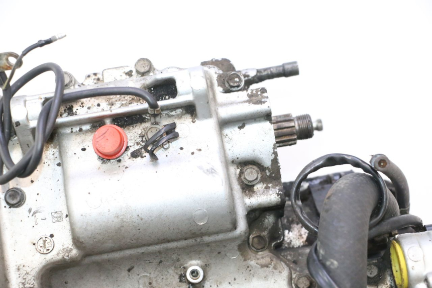 photo de MOTOR KAWASAKI ZX-6R ZX6R 600 (1995 - 1997) - Ângulo alternativo