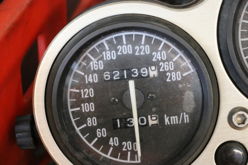 photo de MOTOR KAWASAKI ZX-6R ZX6R 600 (1995 - 1997) - Zoom do estado de desgaste