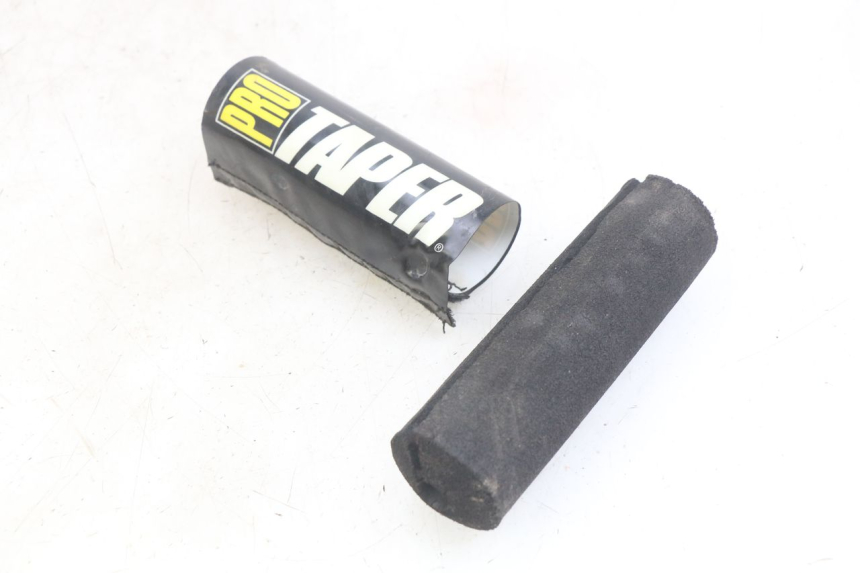 photo de ESPUMA DE GUIDÃO KAWASAKI KX 85 (2001 - 2013) - Zoom do estado de desgaste