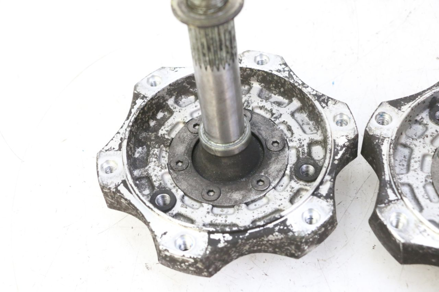 photo de CUBO DA RODA TRASEIRA QUADRO 4 4D 350 (2015 - 2018) - Detalhe da peça