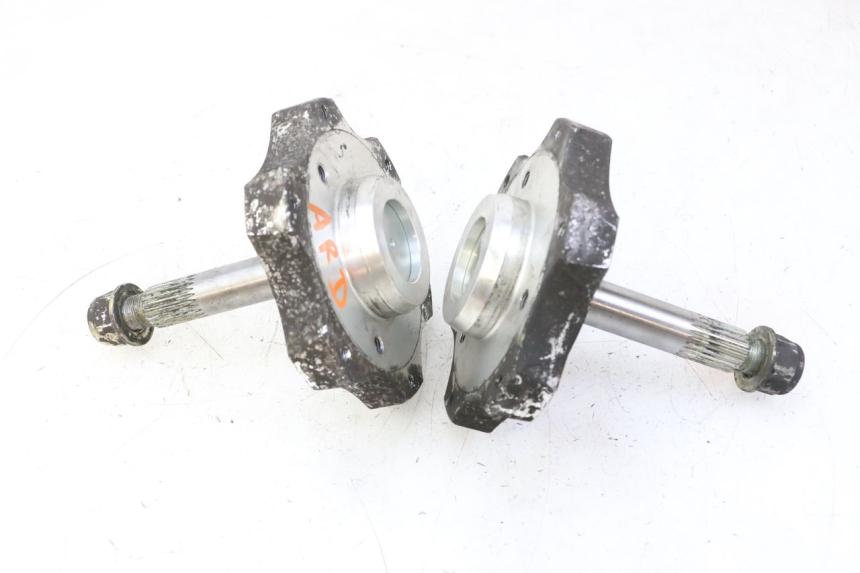 photo de CUBO DA RODA TRASEIRA QUADRO 4 4D 350 (2015 - 2018) - Ampliação técnica