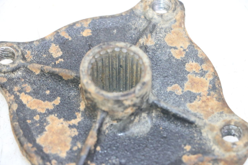 photo de CUBO DA RODA TRASEIRA KEROX BAZOOKA 110 - Pontos de fixação