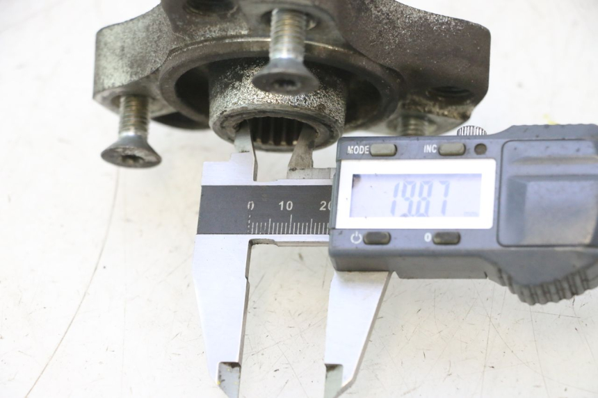 photo de CUBO DA RODA TRASEIRA PEUGEOT ELYSTAR 50 (2002 - 2014) - Detalhe da peça