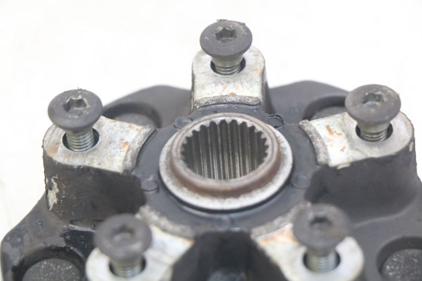 photo de CUBO DA RODA TRASEIRA SYM FIDDLE 3 III 125 (2014 - 2020) - Zoom do estado de desgaste