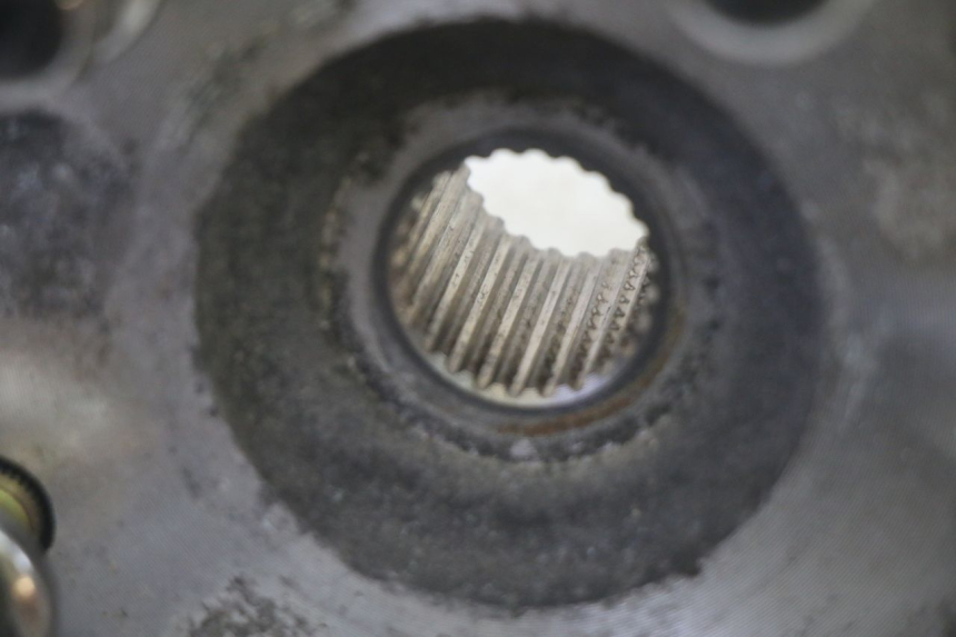 photo de CUBO DA RODA TRASEIRA SYM FIDDLE 3 III 125 (2014 - 2020) - Estado da superfície
