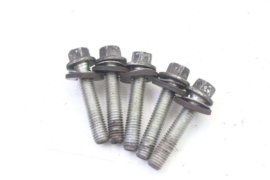 photo de CUBO DA RODA TRASEIRA GILERA NEXUS 125 (2009 - 2013) - Pontos de fixação
