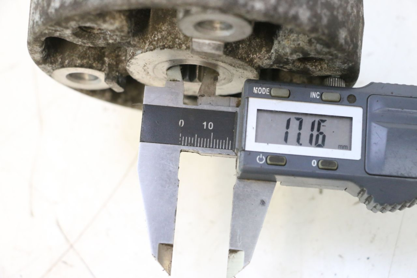 photo de CUBO DA RODA TRASEIRA MBK NITRO 50 (2004 - 2008) - Detalhe da peça