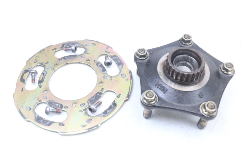 photo de CUBO DA RODA TRASEIRA HONDA NTV DEAUVILLE 650 (1998 - 2001) - Outro ângulo de visão