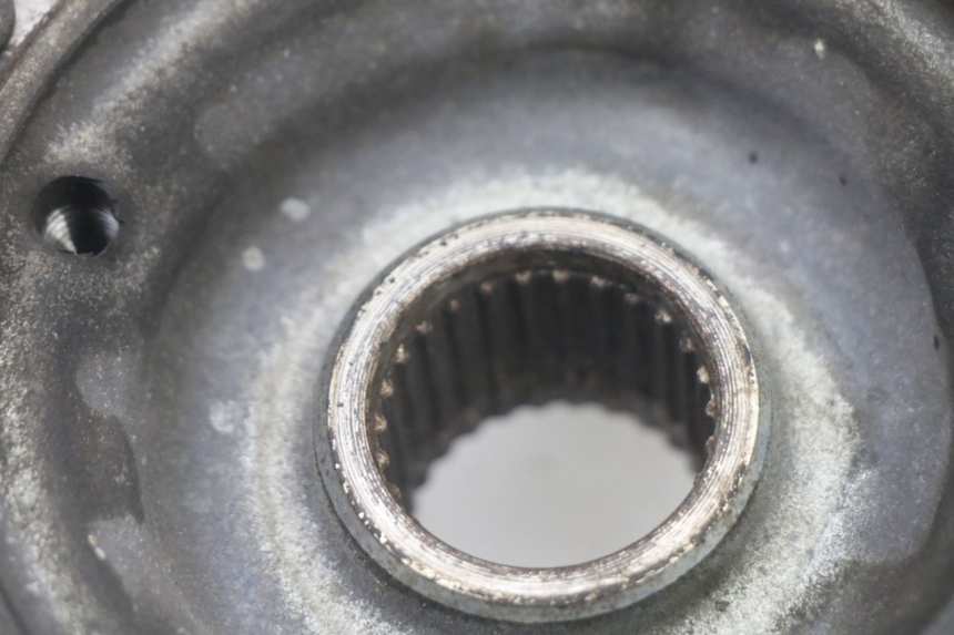 photo de CUBO DE RODA TRASEIRA PIAGGIO VESPA GRANTURISMO 125 (2003 - 2007) - Pontos de fixação