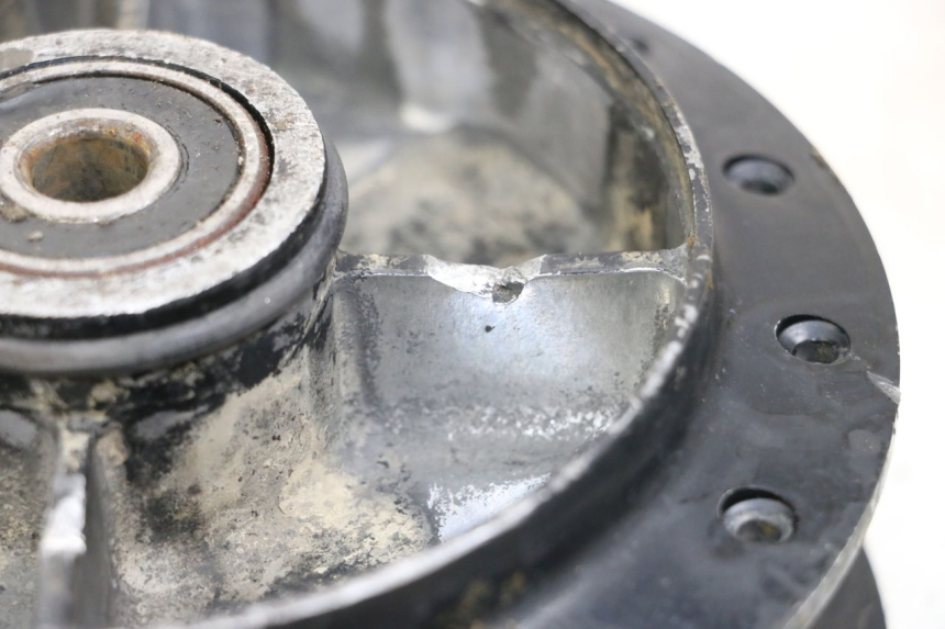 photo de CUBO DA RODA TRASEIRA YAMAHA PW 80 (1983 - 2014) - Pontos de fixação