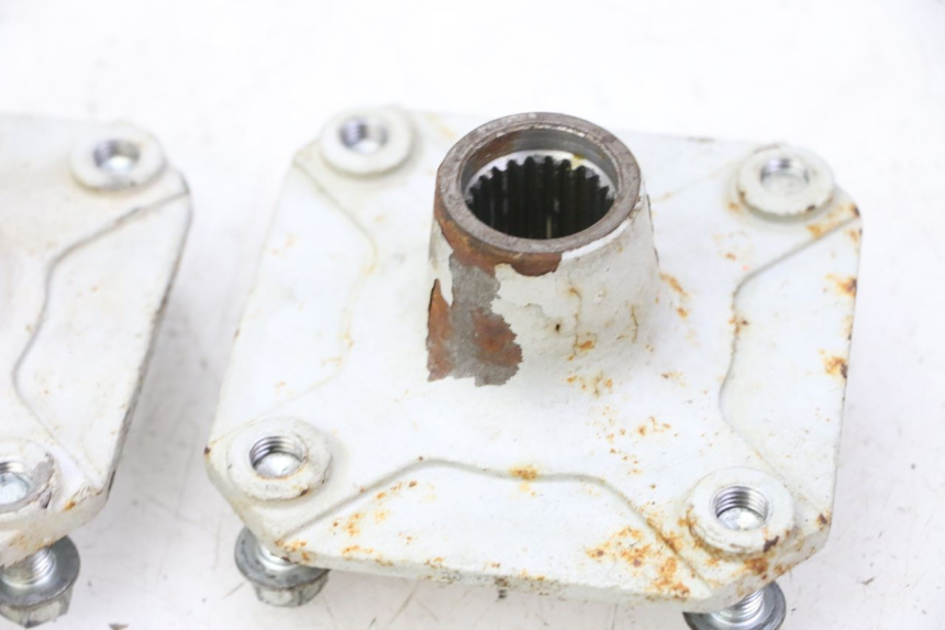 photo de CUBO DA RODA TRASEIRA HYTRACK S 150 (2003 - 2011) - Zoom do estado de desgaste