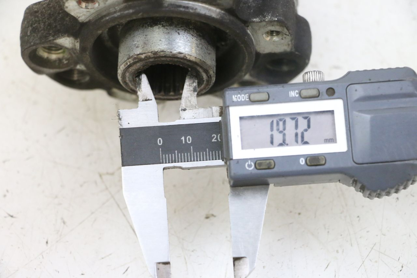 photo de CUBO DA RODA TRASEIRA PEUGEOT SATELIS 125 (2013 - 2018) - Detalhe da peça