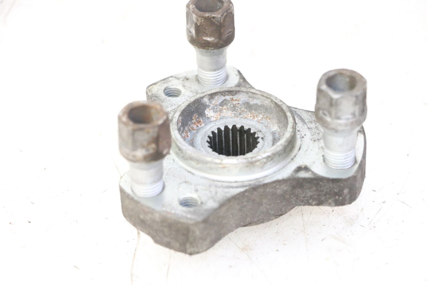 photo de CUBO DA RODA TRASEIRA PEUGEOT SATELIS 125 (2006 - 2009) - Zoom do estado de desgaste