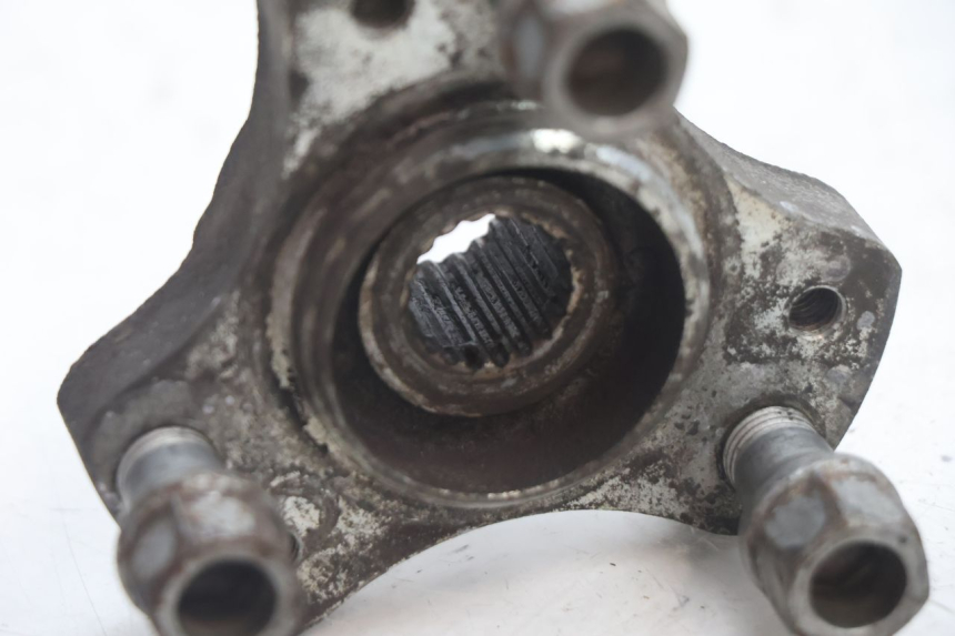 photo de CUBO DA RODA TRASEIRA PEUGEOT SPEEDFIGHT 2 AC 50 (2000 - 2009) - Zoom do estado de desgaste