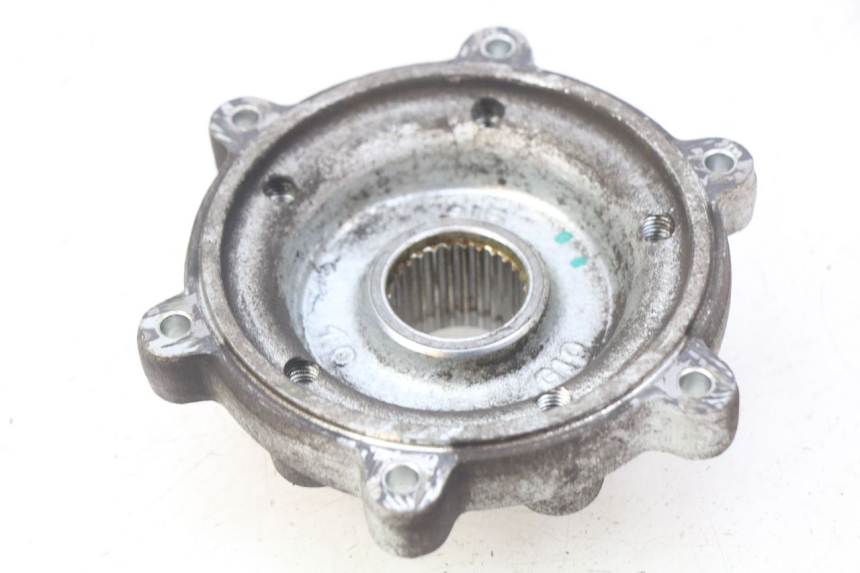 photo de CUBO DA RODA TRASEIRA PIAGGIO VESPA GTS IGET ABS 125 (2017 - 2023) - Detalhe da peça