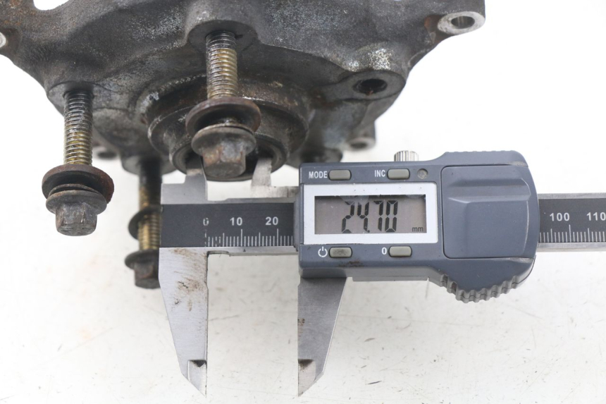 photo de CUBO DA RODA TRASEIRA PIAGGIO X9 125 (2000 - 2003) - Zoom do estado de desgaste