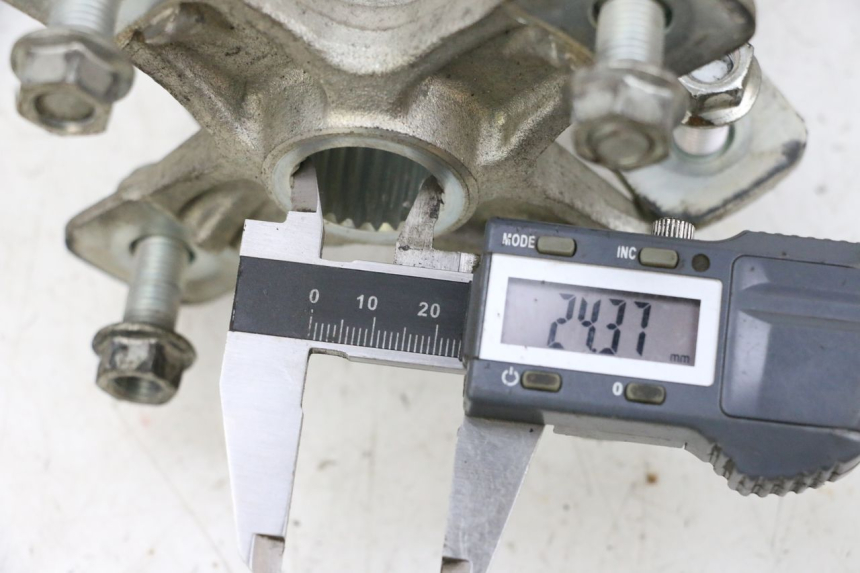 photo de CUBO DE RODA TRASEIRO YAMAHA YFM R RAPTOR 250 (2008 - 2014) - Detalhe da peça