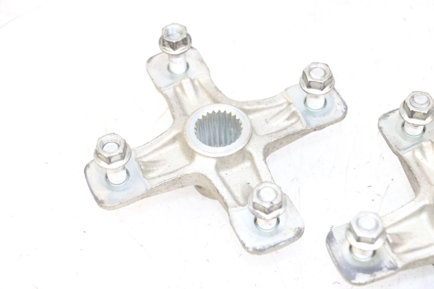 photo de CUBO DE RODA TRASEIRO YAMAHA YFM R RAPTOR 250 (2008 - 2014) - Pontos de fixação