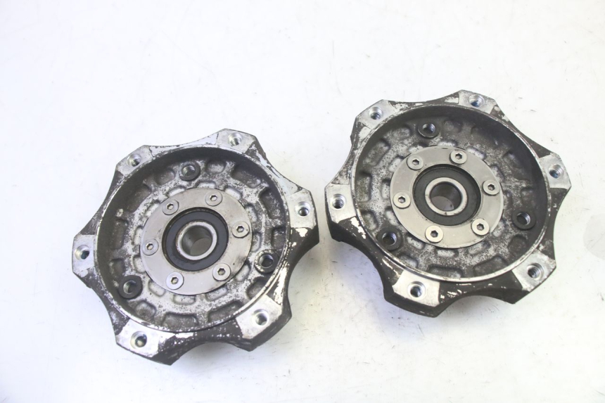 photo de CUBO DA RODA DIANTEIRA QUADRO 4 4D 350 (2015 - 2018) - Vista principal