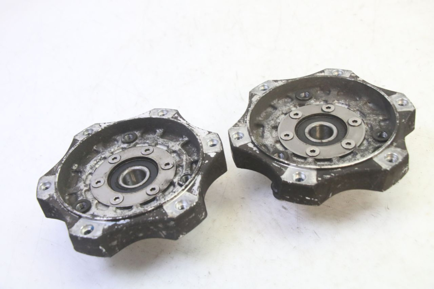photo de CUBO DA RODA DIANTEIRA QUADRO 4 4D 350 (2015 - 2018) - Detalhe da peça