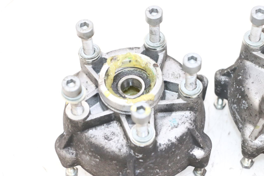 photo de CUBO DA RODA DIANTEIRA PIAGGIO MP3 HPE 300 (2019 - 2026) - Ampliação técnica