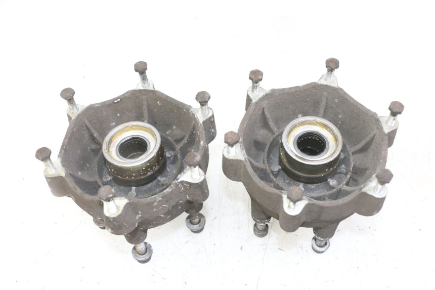 photo de CUBO DA RODA DIANTEIRA PIAGGIO MP3 LT 400 (2007 - 2012) - Pontos de fixação