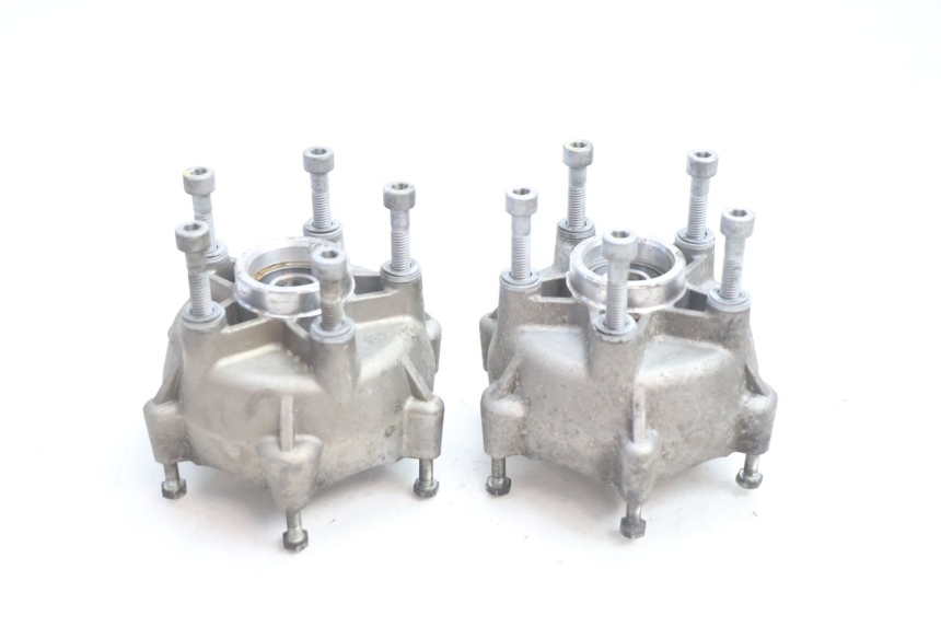 photo de CUBO DA RODA DIANTEIRA PIAGGIO MP3 LT 400 (2007 - 2012) - Ampliação técnica