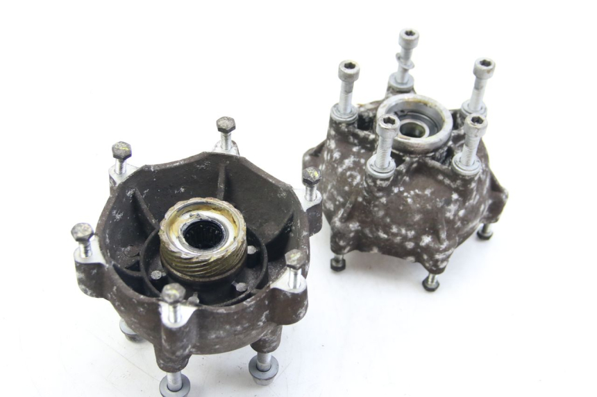 photo de CUBO DA RODA DIANTEIRA PIAGGIO MP3 125 (2006 - 2014) - Vista principal