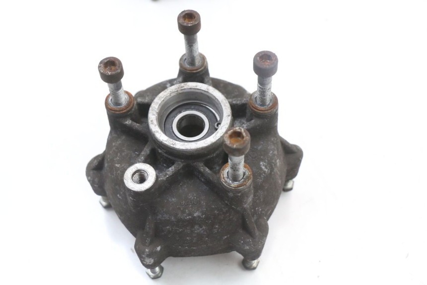 photo de CUBO DA RODA DIANTEIRA PIAGGIO MP3 125 (2006 - 2014) - Outro ângulo de visão
