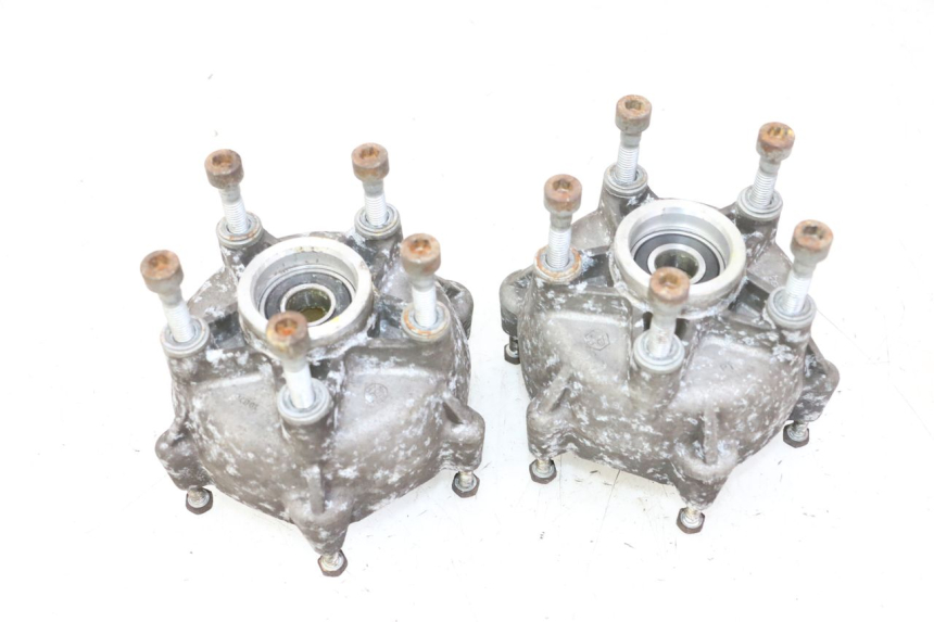 photo de CUBO DA RODA DIANTEIRA PIAGGIO MP3 RL 250 (2006 - 2010) - Vista geral