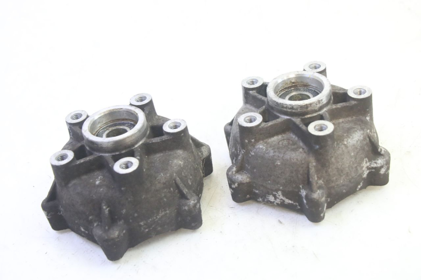 photo de CUBO DA RODA DIANTEIRA PIAGGIO MP3 RL 250 (2006 - 2010) - Outro ângulo de visão