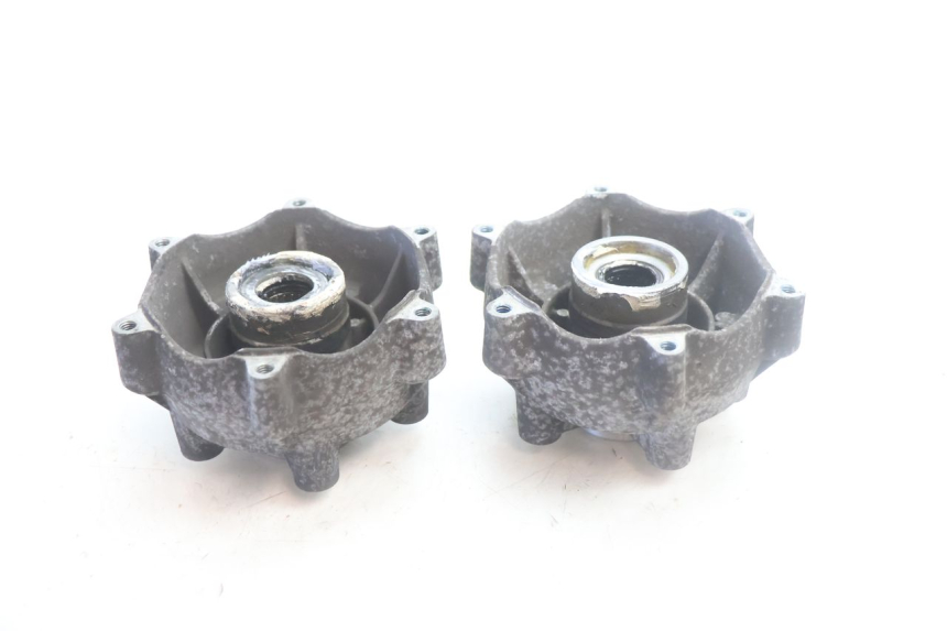 photo de CUBO DA RODA DIANTEIRA PIAGGIO MP3 500 (2016 - 2018) - Pontos de fixação