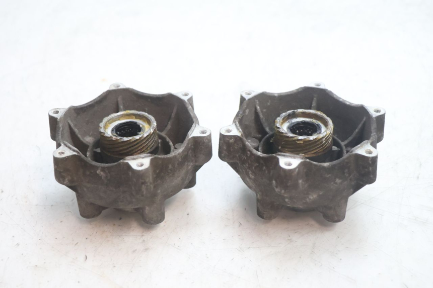 photo de CUBO DA RODA DIANTEIRA PIAGGIO MP3 125 (2006 - 2014) - Vista principal