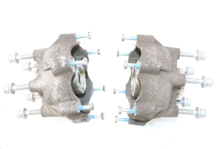 photo de CUBO DA RODA DIANTEIRA PIAGGIO MP3 500 (2011 - 2015) - Vista geral