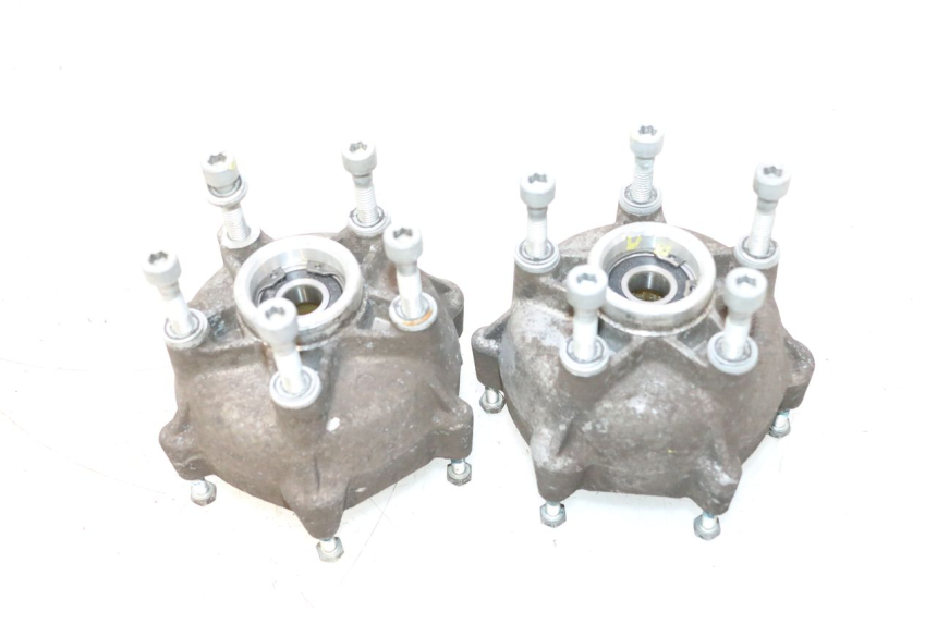 photo de CUBO DA RODA DIANTEIRA PIAGGIO MP3 500 (2011 - 2015) - Marcações e referências