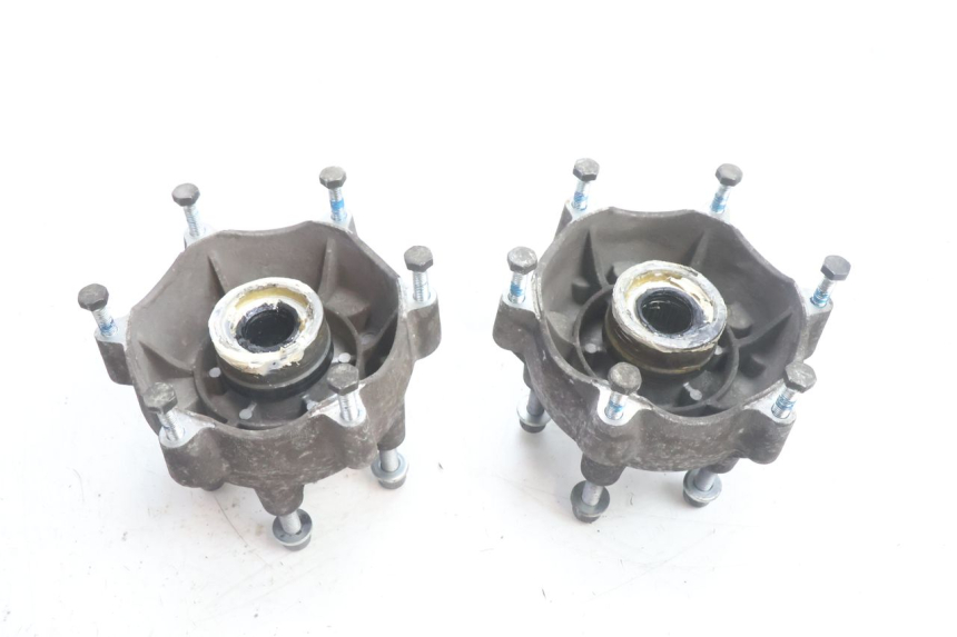 photo de CUBO DA RODA DIANTEIRA PIAGGIO MP3 500 (2016 - 2018) - Pontos de fixação