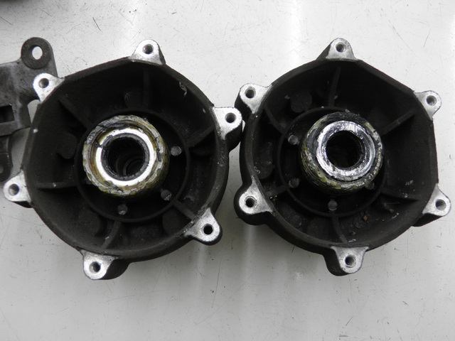 photo de CUBO DA RODA DIANTEIRA PIAGGIO MP3 RL 125 (2006 - 2014) - Detalhe da peça