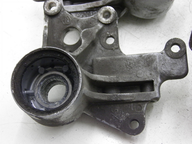 photo de CUBO DA RODA DIANTEIRA PIAGGIO MP3 RL 125 (2006 - 2014) - Vista geral