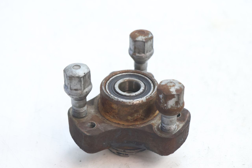 photo de CUBO DA RODA DIANTEIRA PEUGEOT SPEEDFIGHT LC 50 (1996 - 2002) - Outro ângulo de visão
