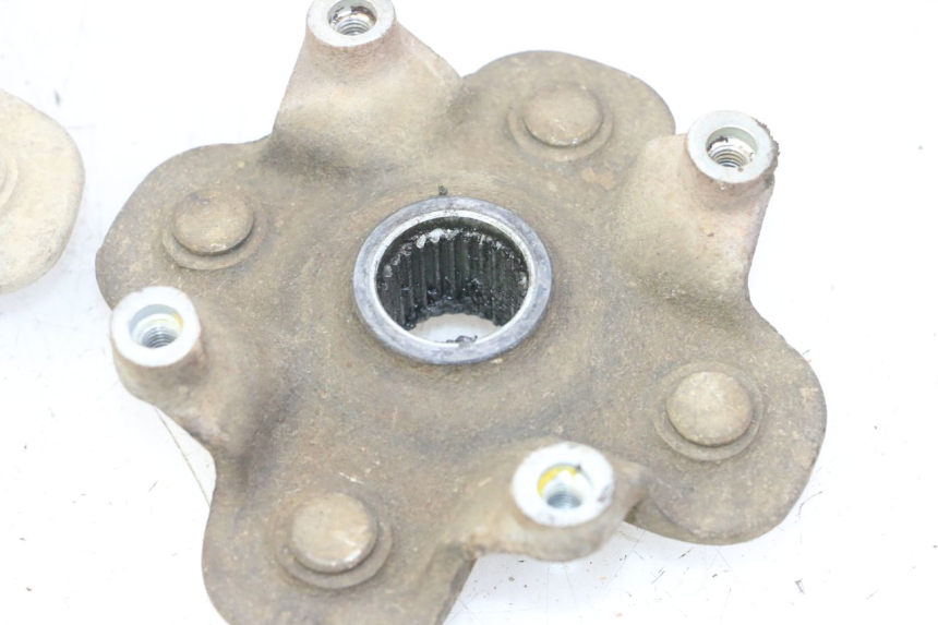 photo de CUBO DA RODA DIANTEIRA YAMAHA YFM GRIZZLY 550 (2008 - 2015) - Marcações e referências