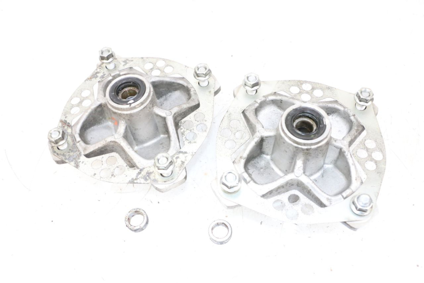 photo de CUBO DA RODA DIANTEIRA YAMAHA YFM R RAPTOR 250 (2008 - 2014) - Pontos de fixação