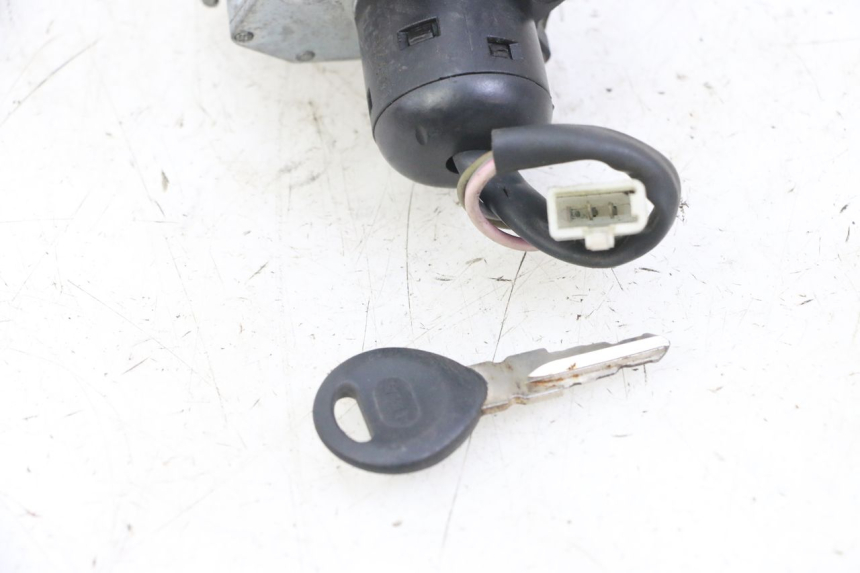 photo de CHAVE DE IGNIÇÃO MBK BOOSTER SPIRIT NAKED 50 (2004 - 2017) - Ampliação técnica
