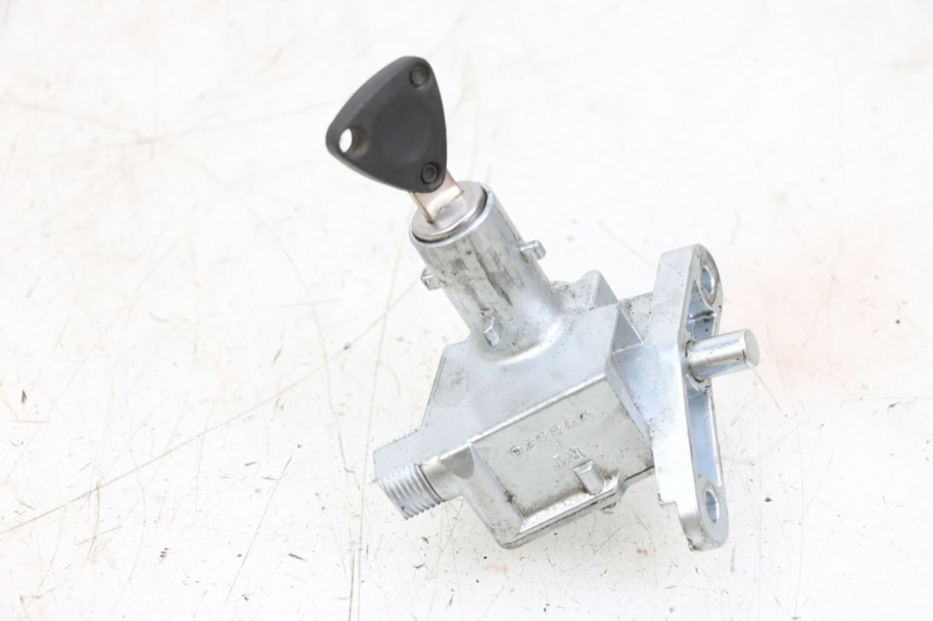 photo de CHAVE DE IGNIÇÃO MBK BOOSTER SPIRIT NAKED 50 (2004 - 2017) - Detalhe da peça